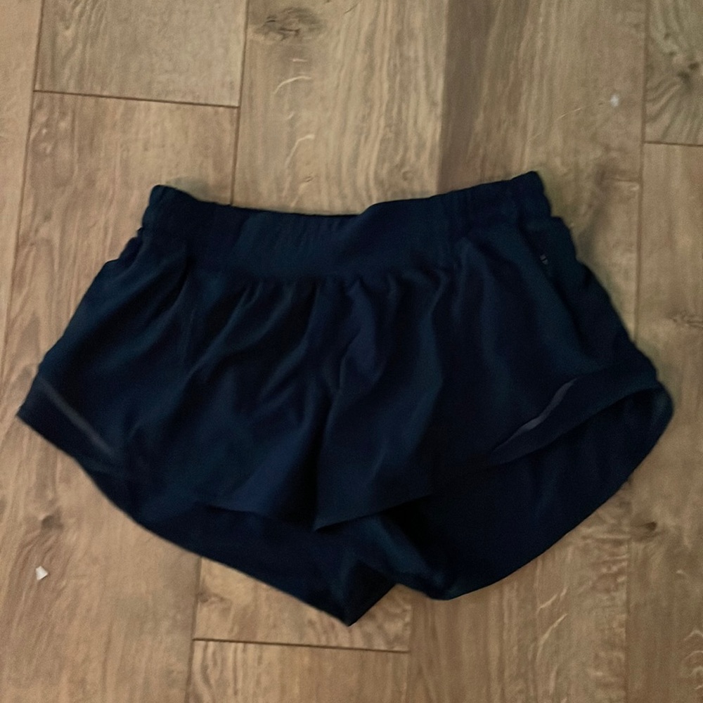 Lululemon women’s shorts navy blue
